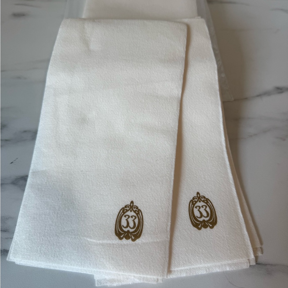 DISNEY CLUB 33 Elegant White thick paper hand towels with Gold 33 Emblem’s